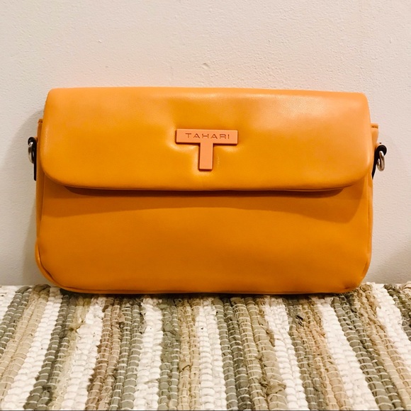 Tahari ‘Mango Tabitha’ clutch/crossbody/shoulder vegan leather. NWT - Picture 8 of 16